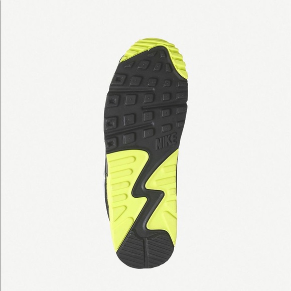 NIKE - Picture 5 of 5